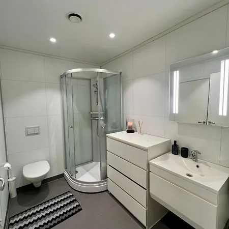 Moderne Hjem Med Hoy Standard Og Privat Takterasse * Trondheim