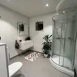 Moderne Hjem Med Hoy Standard Og Privat Takterasse Apartman *